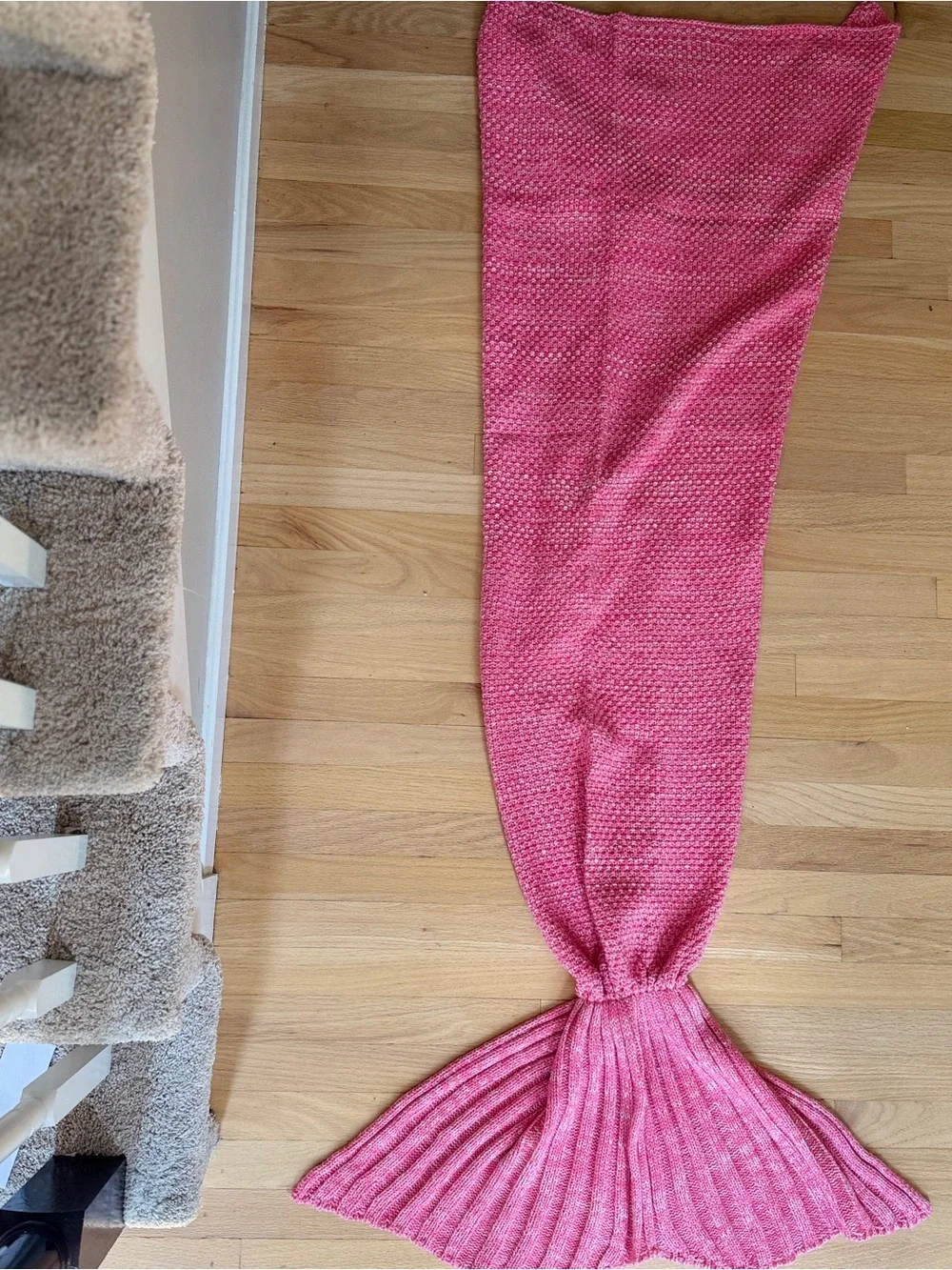 Cozy Knit Mermaid Tail Blanket